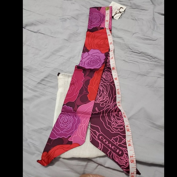 Coach Signature C Campbell Floral Pony/Twilly, Reversible NWT - Picture 8 of 10